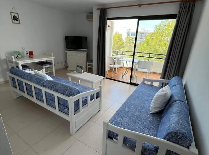 Apartamentos Es Dolc